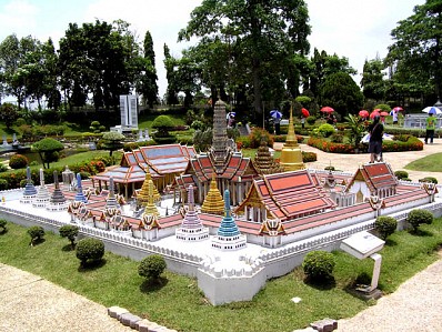 Mini Siam Mini Siam
