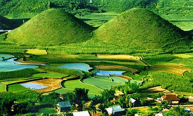 Núi Đôi Quản Bạ Núi Đôi Quản Bạ