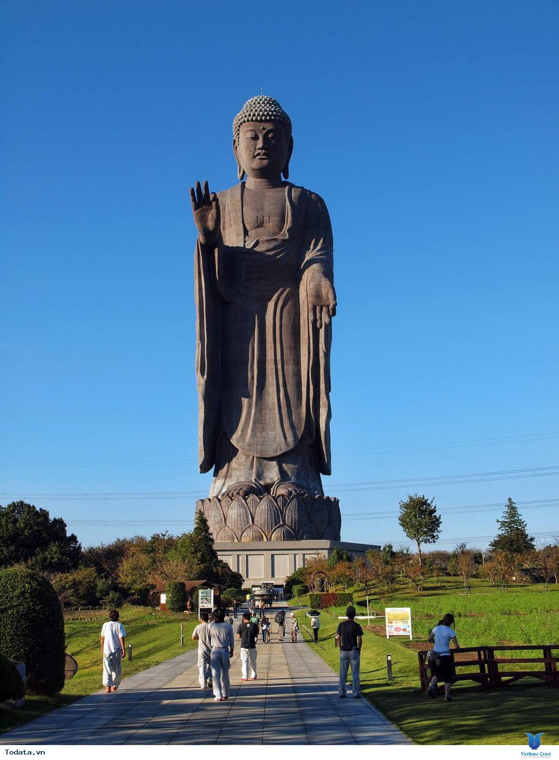Chiêm ngưỡng bức tượng Phật lớn nhất thế giới ở Nhật Bản