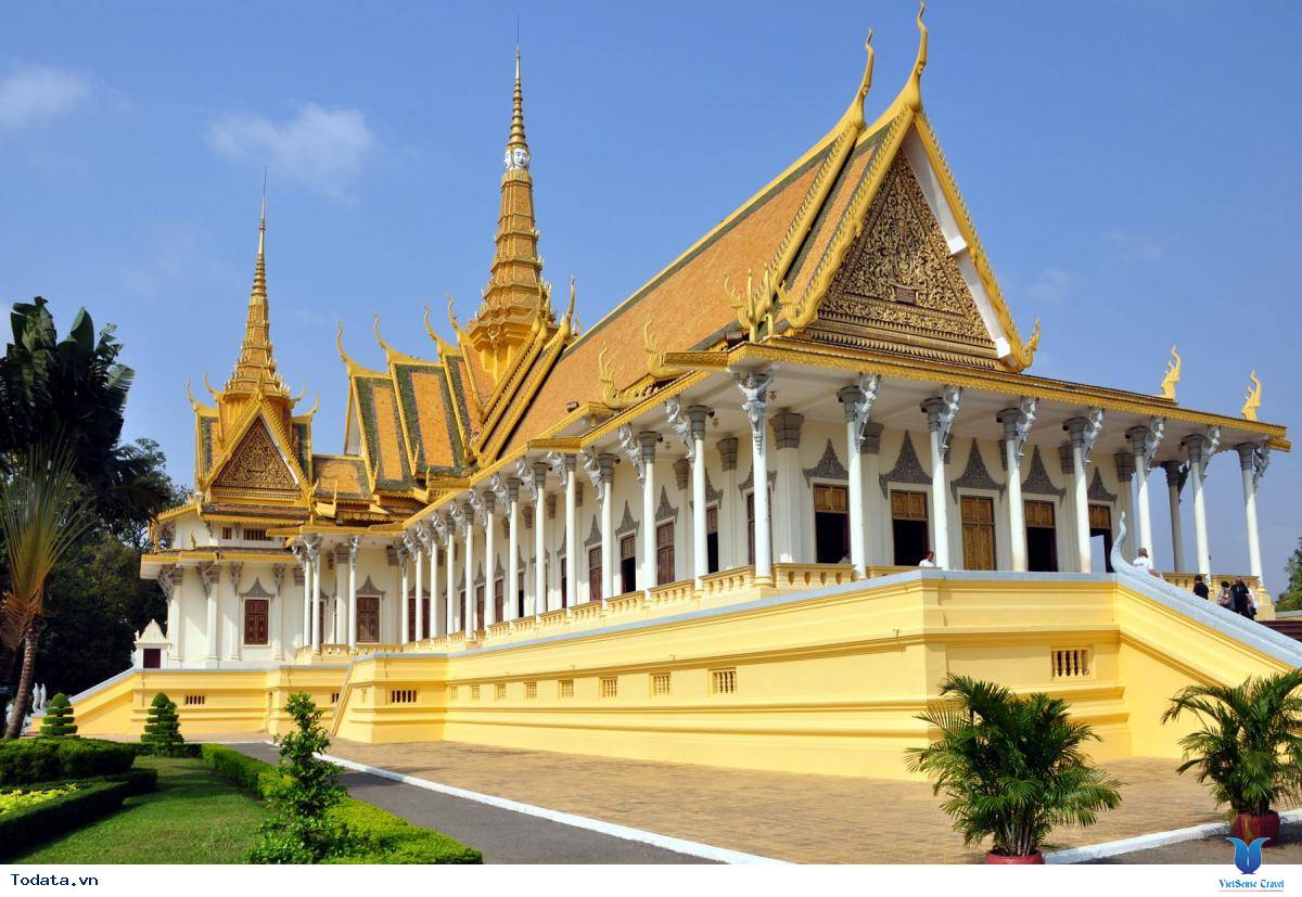 Có gì hấp dẫn tại cung điện Hoàng gia Campuchia