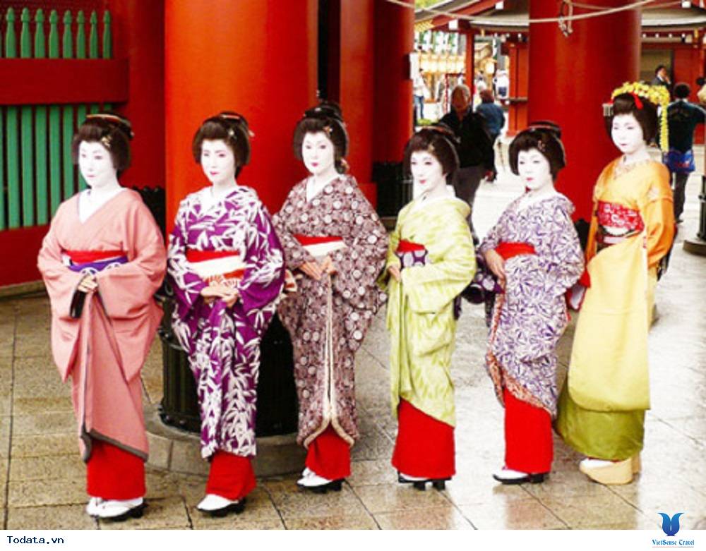 Ngắm càng nàng geisha xinh đẹp ở khu phố cổ Gion