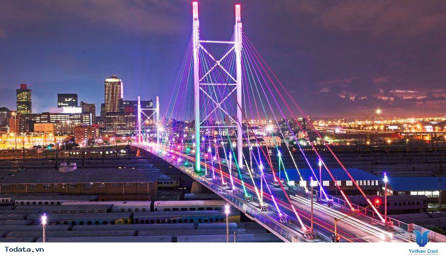 Johannesburg, thành phố lớn nhất Nam Phi