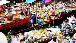 Chẳng cần đi đâu xa, đến ngay khu Chợ Nổi Damnoen Saduak để cảm nhận nét văn hóa Thái