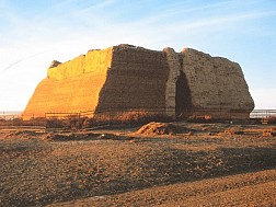 Đến Với Ngọc Môn Quan