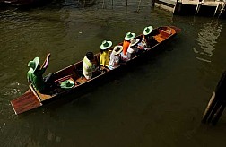 Khám phá khu Chợ Nổi Damnoen Saduak