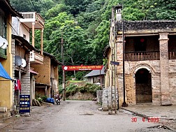 Khám Phá Phố Cổ Đồng Văn Hà Giang