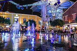 Khu vui chơi giải trí ở Clarke Quay