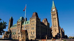 Khung cảnh đẹp lung linh và vô cùng quyến rũ ở Parliament Hill