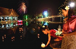 Ngắm đèn trời trong lễ hội Loy Krathong tại Chiang Mai