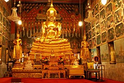 Ngôi chùa Phật Vàng nổi tiếng Thái Lan