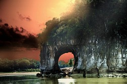 Núi Vòi Voi - Elephant Trunk Hill điểm thăm quan sinh thái