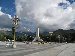 Thánh Địa Phật Giáo Trên Núi Nga Mi