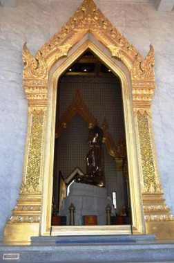 Tượng Phật Vàng tiêu biểu trong nền văn hóa Thái