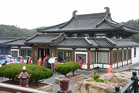 Chùa Quan Âm Bất Khẳng Khứ