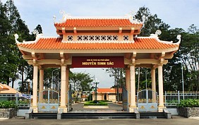 Khu di tích cụ phó bản Nguyễn Sinh Sắc