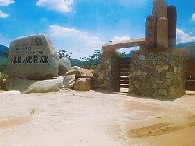 Khu du lịch sinh thái M’Đrắk