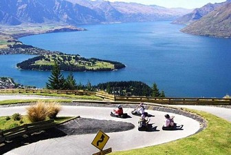 Đua xe Luge và đi cáp treo mở Skyline có gì thú vị