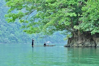 Chương trình Hồ Ba Bể - 2 Ngày 1 Đêm Chương trình Hồ Ba Bể - 2 Ngày 1 Đêm