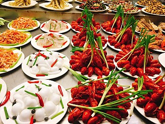 Khu phố ăn đêm Trung Sơn, Nam Ninh, Trung Quốc