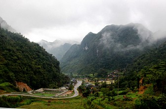 Sủng Là trong sương