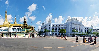 Trắng toát Tòa Thị Chính Thành Phố Yangon Myanmar Trắng toát Tòa Thị Chính Thành Phố Yangon Myanmar
