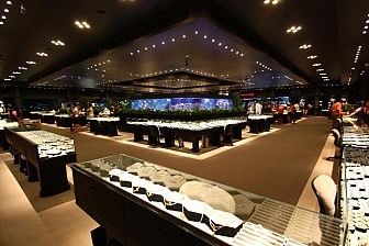 Trung tâm vàng bạc đá quý World Gems Collection Trung tâm vàng bạc đá quý World Gems Collection