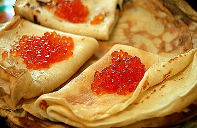 Bánh xèo Blini ngon khó cưỡng lại tại Nga