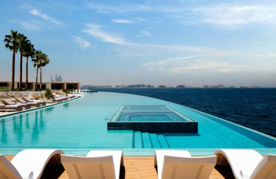 Bể bơi cao nhất thế giới tại Dubai có đặc điểm gì? Bể bơi cao nhất thế giới tại Dubai có đặc điểm gì?