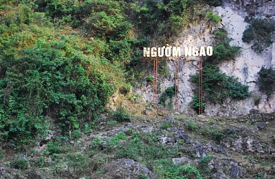 Chinh Phục Động Ngườm Ngao, Một Kì Quan Của Tạo Hóa Chinh Phục Động Ngườm Ngao, Một Kì Quan Của Tạo Hóa