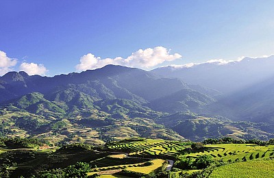 Chinh Phục Núi Hàm Rồng- Địa Danh Hấp Dẫn Bậc Nhất Sapa Chinh Phục Núi Hàm Rồng- Địa Danh Hấp Dẫn Bậc Nhất Sapa