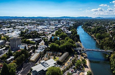 Cuộc sống đô thị sôi động ở Hamilton Cuộc sống đô thị sôi động ở Hamilton