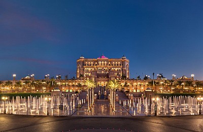 Khám Phá Khách Sạn 7 Sao Đẳng Cấp Emirates Palace Khám Phá Khách Sạn 7 Sao Đẳng Cấp Emirates Palace