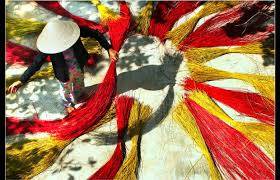 Khám phá Làng chiếu Cẩm Nê Khám phá Làng chiếu Cẩm Nê