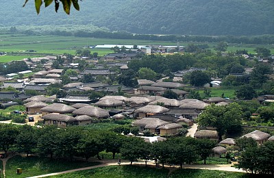 Khám phá vẻ đẹp làng văn hóa dân tộc Hanok
