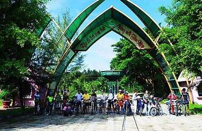 khu thăm quan sinh thái làng nổi Tân Lập (Long An) khu thăm quan sinh thái làng nổi Tân Lập (Long An)