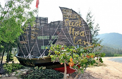 khu nghỉ dưỡng
 Suối Hoa Lan Nha Trang