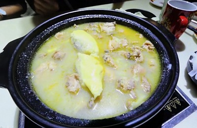 Lạ miệng món ăn lẩu sầu riêng ở Quảng Châu, Trung Quốc Lạ miệng món ăn lẩu sầu riêng ở Quảng Châu, Trung Quốc