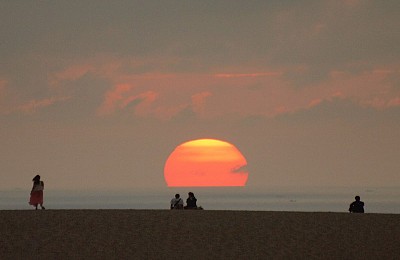 Lạc lối trong đồi cát tại Nhật Bản