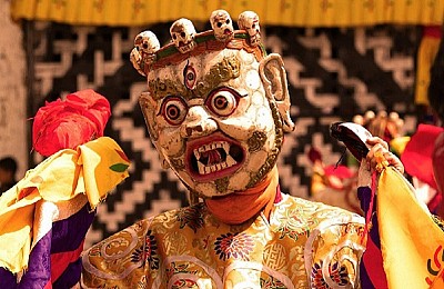 Lễ múa quỷ ở đất nước Bhutan hạnh phúc Lễ múa quỷ ở đất nước Bhutan hạnh phúc