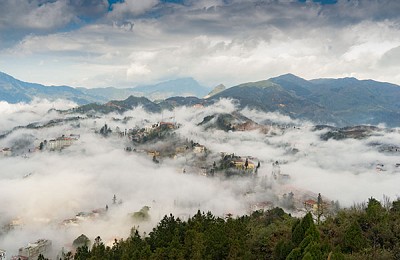 Ngắm Sa Pa từ trên núi Hàm Rồng