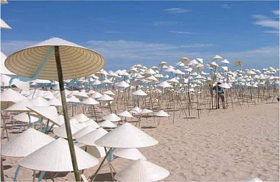 Nghề làm nón lá –Nét duyên thầm Của
 Huế Nghề làm nón lá –Nét duyên thầm Của
 Huế