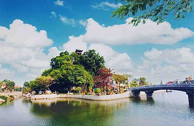 Núi Kỳ Lân - Hòn ngọc xanh giữa lòng thành phố Ninh Bình