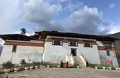 Pháo đài Simtokha Dzong uy nghi, tráng lệ