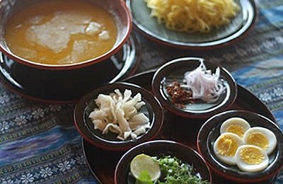 Phong cách thưởng thức bữa ăn của người Myanmar