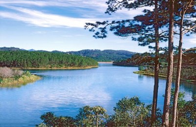 Quyến rũ vẻ đẹp hồ Tuyền Lâm