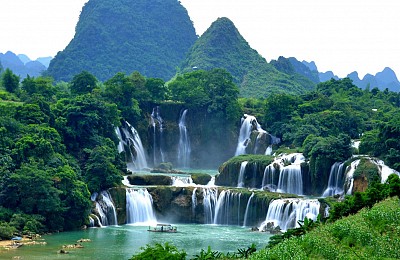 Thác Bản Giốc lọt top 10 thác nước đẹp nhất thế giới Thác Bản Giốc lọt top 10 thác nước đẹp nhất thế giới