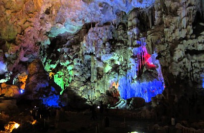 Về Hạ Long Chiêm Ngưỡng Hang Sửng Sốt Về Hạ Long Chiêm Ngưỡng Hang Sửng Sốt