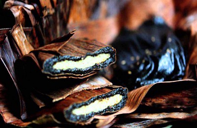 Về Xứ Thanh Ăn Bánh Gai Tứ Trụ Về Xứ Thanh Ăn Bánh Gai Tứ Trụ