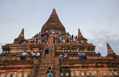 Vì sao Myanmar trở thành đất nước giàu có Vì sao Myanmar trở thành đất nước giàu có