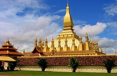 Viếng thăm ngôi chùa đẹp và nổi tiếng nhất tại Lào Viếng thăm ngôi chùa đẹp và nổi tiếng nhất tại Lào
